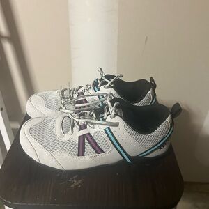 Xero Prio Women's Barefoot Athletic Shoes - White and Purple